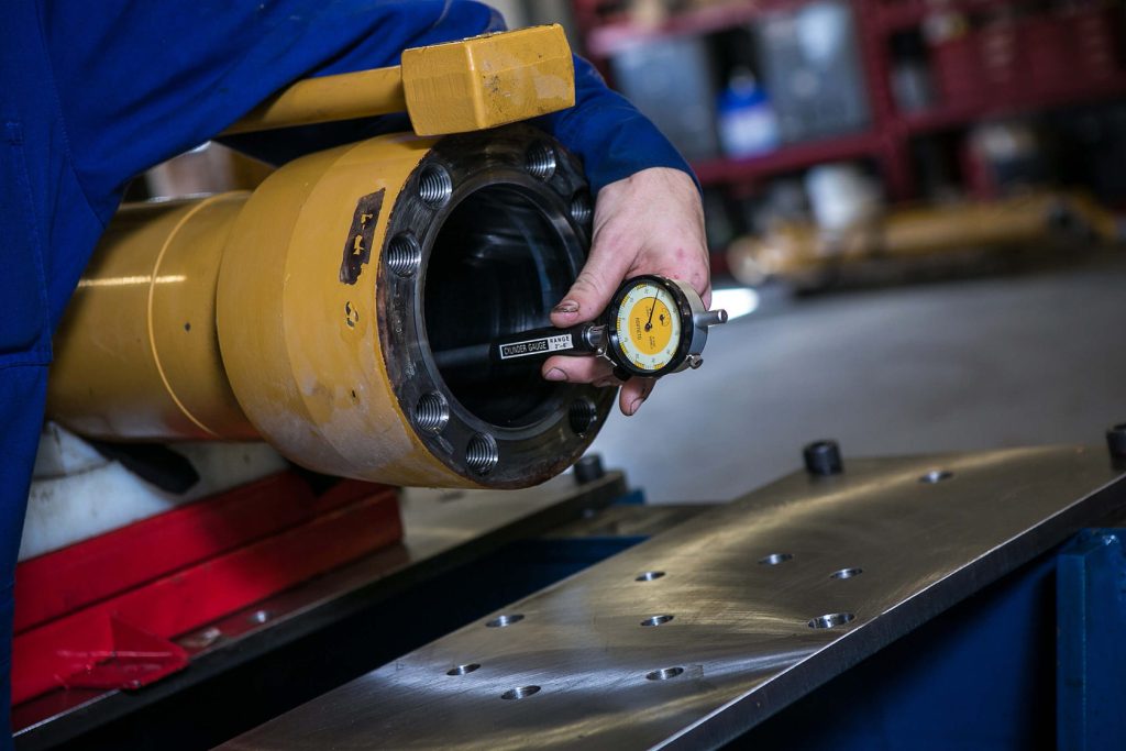 Проверка и ремонт гидроцилиндров